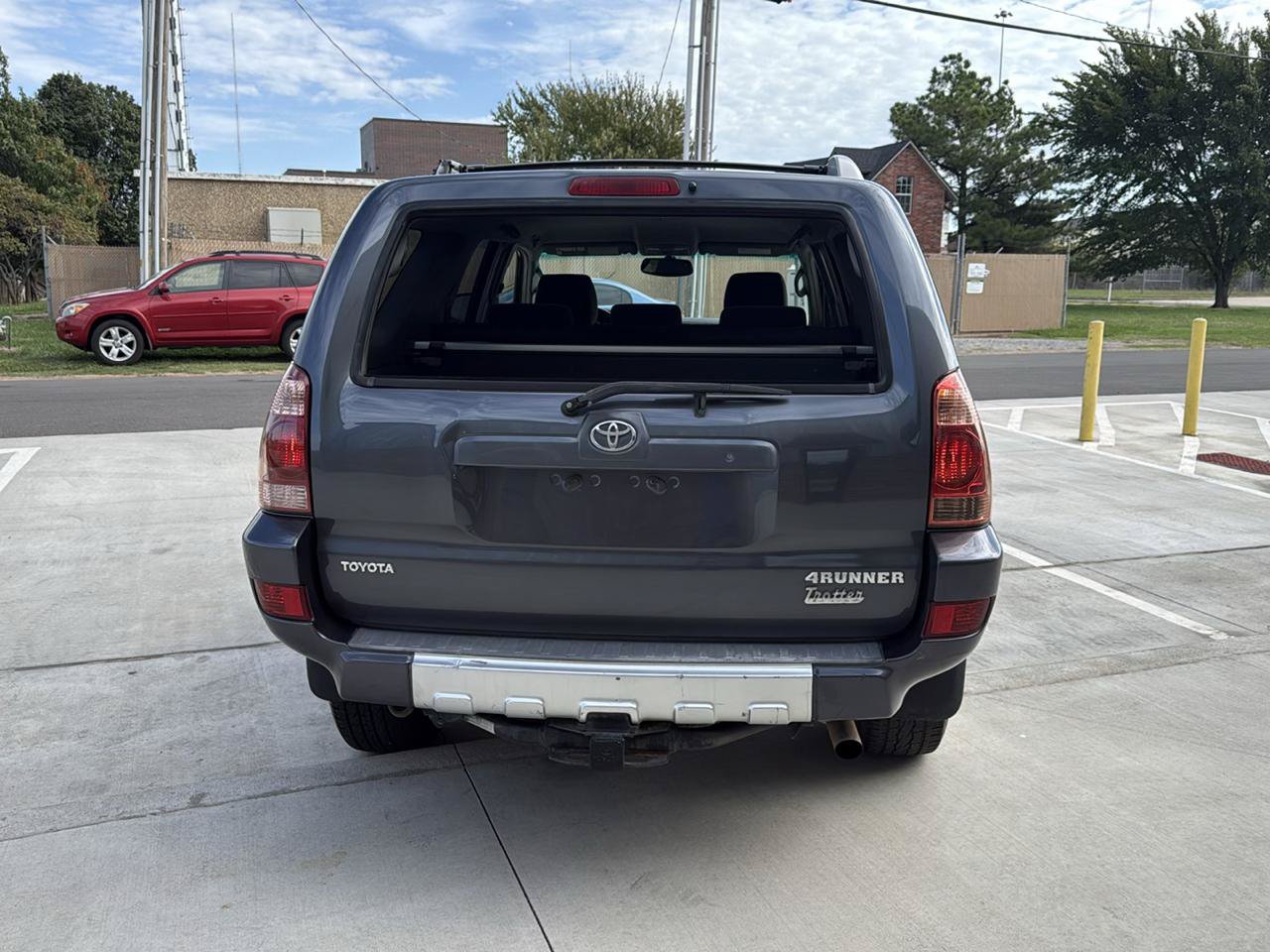 Used 2005 Toyota 4Runner SR5 AWD/4WD image 13