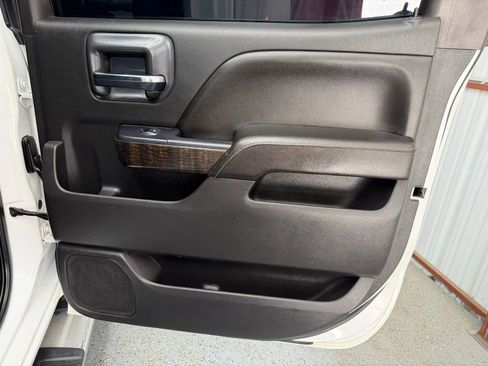 Used 2015 GMC Sierra 3500 Denali w/ Duramax Plus Package image 15