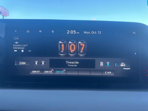 Used 2023 Hyundai Palisade Limited AWD/4WD image 23