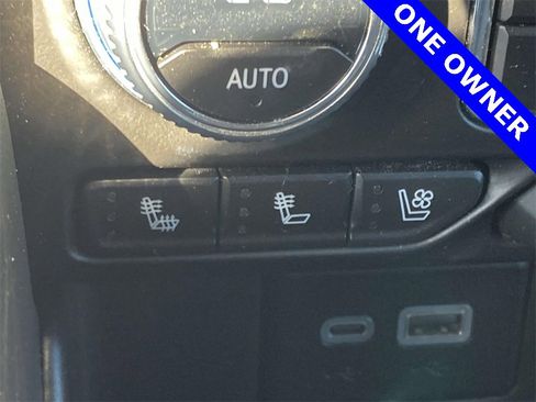 Used 2023 GMC Yukon SLT image 19