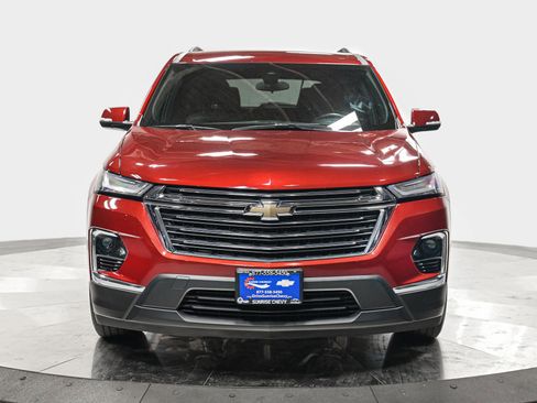 Used 2023 Chevrolet Traverse LT w/ LPO, Floor Liner Package image 10