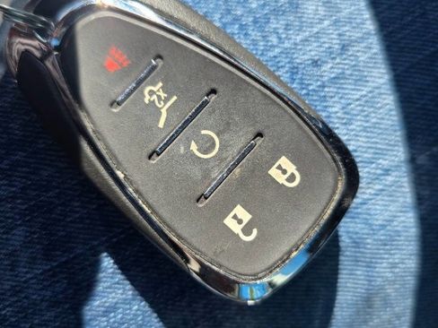 Used 2018 Chevrolet Traverse Premier image 23