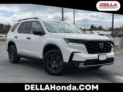 Certified 2025 Honda Pilot TrailSport