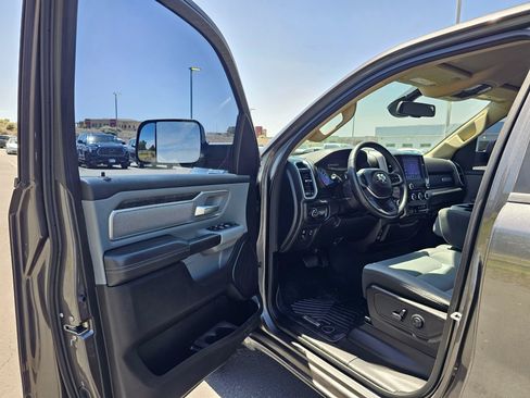 Used 2019 RAM 1500 Big Horn AWD/4WD image 18