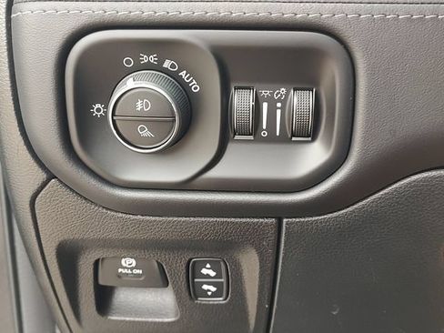 Used 2022 RAM 1500 TRX w/ TRX Level 1 Equipment Group AWD/4WD image 25
