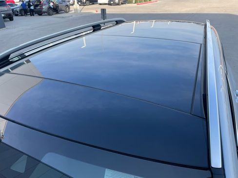 Used 2024 Mercedes-Benz GLE 450 4MATIC image 7