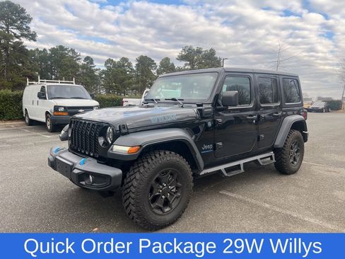 Used 2023 Jeep Wrangler Unlimited w/ Cold Weather Group image 3