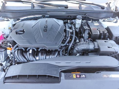 Certified 2025 Hyundai Sonata SE FWD image 36