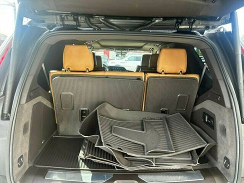 Used 2021 Cadillac Escalade Premium Luxury w/ Driver Assist Tech Package image 16