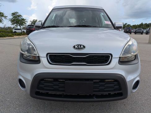 Used 2012 Kia Soul FWD image 3