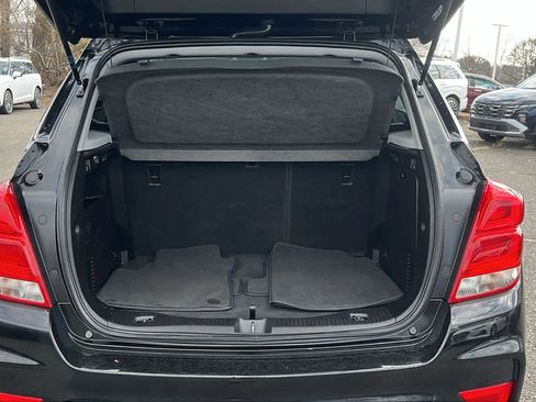 Used 2020 Chevrolet Trax LT image 22