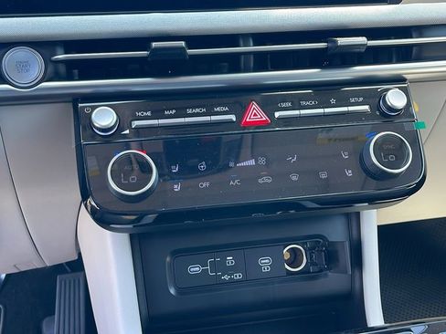 New 2025 Hyundai Tucson Limited image 20