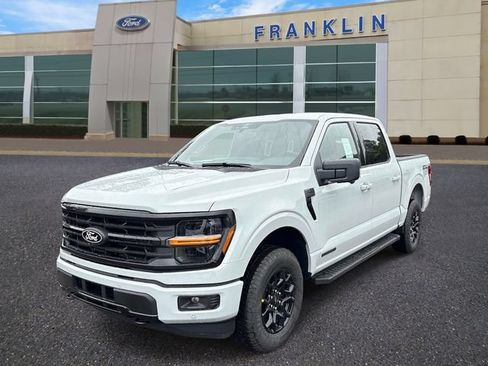 New 2026 Ford F150 XLT w/ Equipment Group 302A MID AWD/4WD image 3