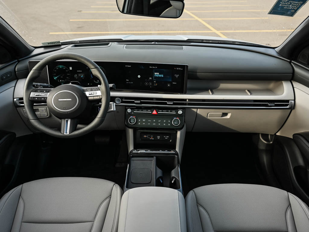 New 2026 Hyundai Tucson Limited AWD/4WD image 13