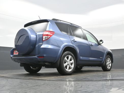 Used 2011 Toyota RAV4 Limited image 33