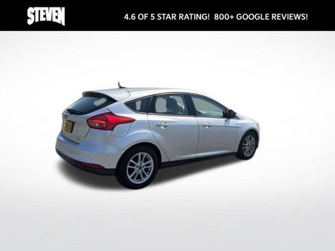 Used 2017 Ford Focus SE FWD image 5