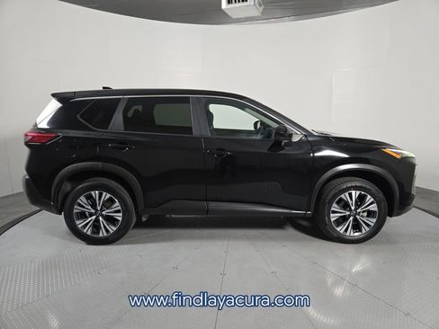 Used 2023 Nissan Rogue SV image 9