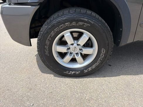 Used 2011 Nissan Titan PRO-4X AWD/4WD image 29