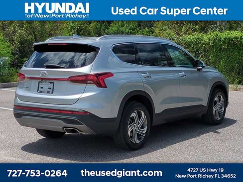 Used 2023 Hyundai Santa Fe SEL FWD image 5