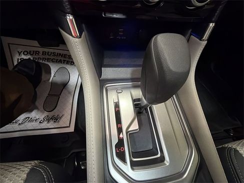 Used 2024 Subaru Forester Premium image 20