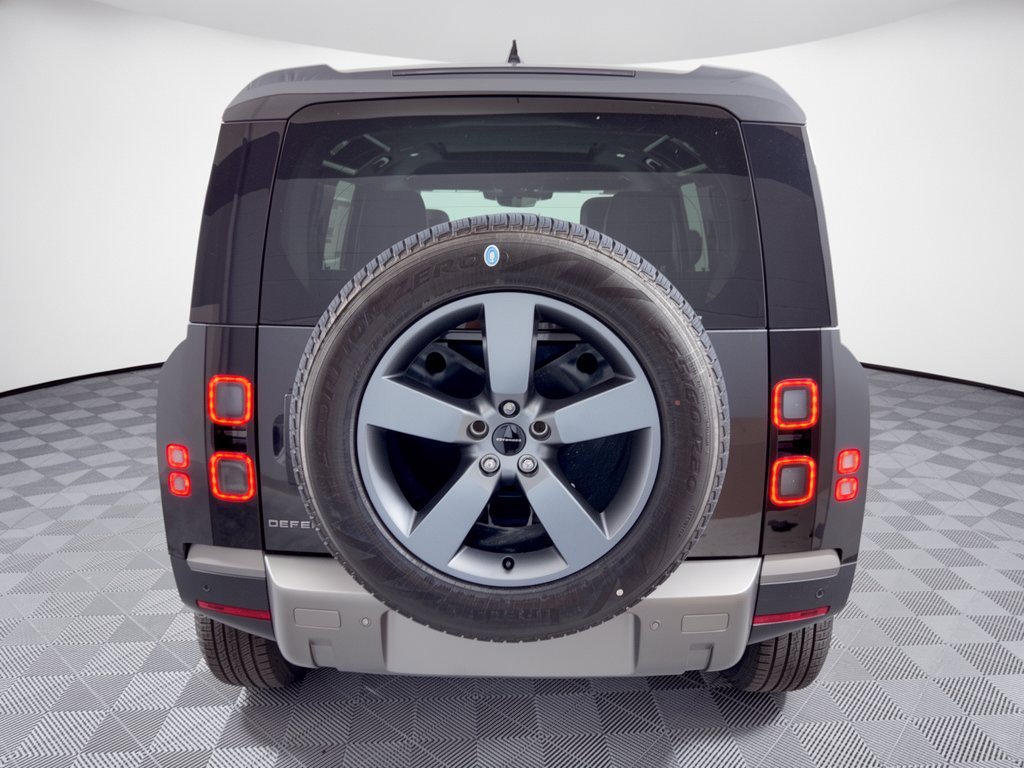New 2026 Land Rover Defender 110 S AWD/4WD image 11