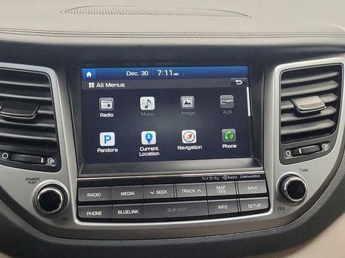 Used 2017 Hyundai Tucson Limited w/ Limited Ultimate Package 03 image 25