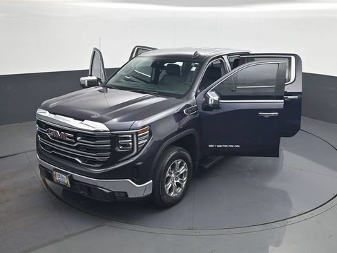 Certified 2024 GMC Sierra 1500 SLT w/ SLT Convenience Package AWD/4WD image 30