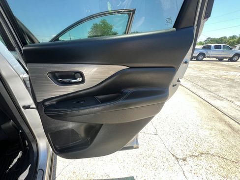Used 2017 Nissan Murano S w/ Navigation Package FWD image 19