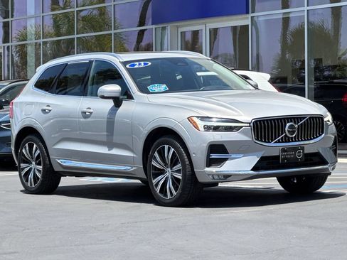 Certified 2023 Volvo XC60 B5 Plus w/ Protection Package Premier FWD image 7
