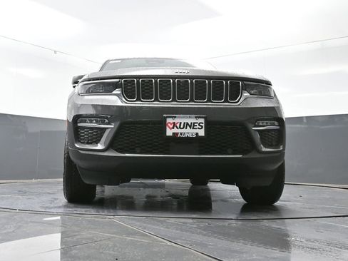 New 2025 Jeep Grand Cherokee Limited w/ Luxury Tech Group II image 50