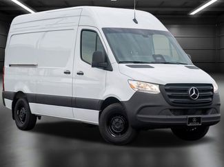 Used 2025 Mercedes-Benz Sprinter 2500 video 3