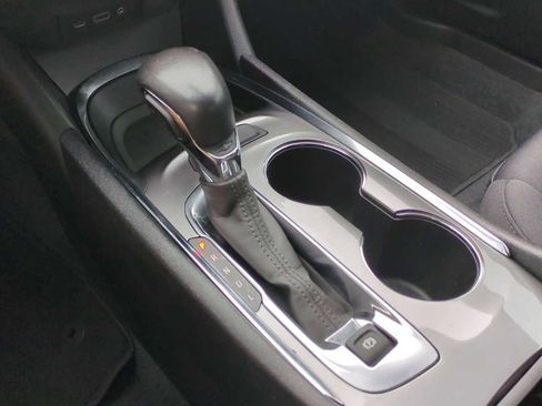 Used 2022 Chevrolet Malibu LT w/ Sport Edition image 16