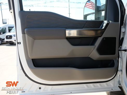 Certified 2026 Ford F350 Platinum w/ Platinum Plus Package image 20