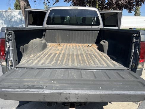 Used 2011 Ford F250 XLT w/ XLT Premium Pkg image 33