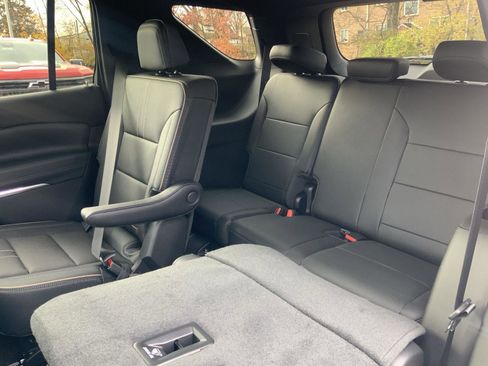 New 2026 Chevrolet Traverse High Country image 12