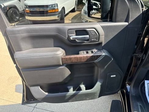 Used 2020 GMC Sierra 2500 Denali w/ Denali Ultimate Package AWD/4WD image 9