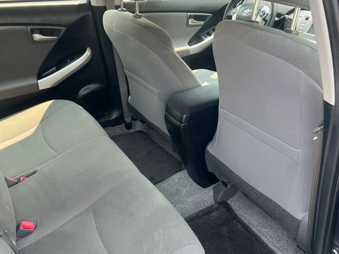 Used 2014 Toyota Prius Two FWD image 18