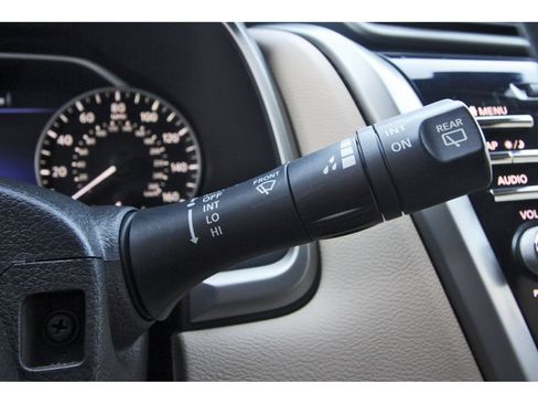 Used 2020 Nissan Murano SL w/ Moonroof Package FWD image 21
