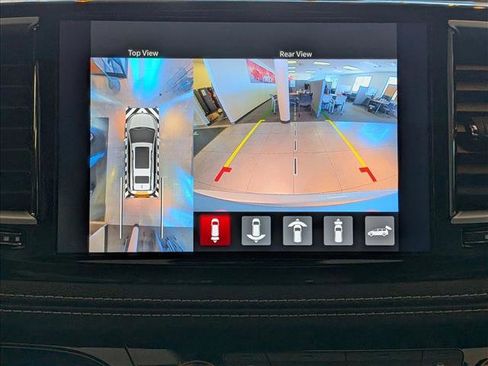 New 2026 Chrysler Pacifica Select w/ S Appearance Package image 14