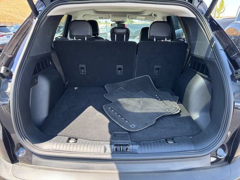 Used 2021 Ford Escape Titanium w/ Titanium Premium Package FWD image 19