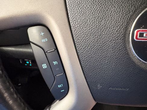 Used 2010 GMC Sierra 1500 SLE w/ Power Pack Plus AWD/4WD image 31