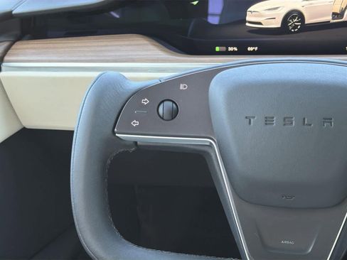 Used 2024 Tesla Model X image 13