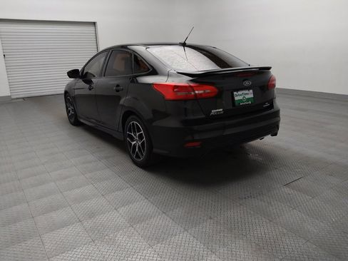 Used 2015 Ford Focus SE w/ SE Sport Package image 5