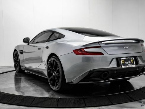Used 2014 Aston Martin Vanquish Coupe image 9