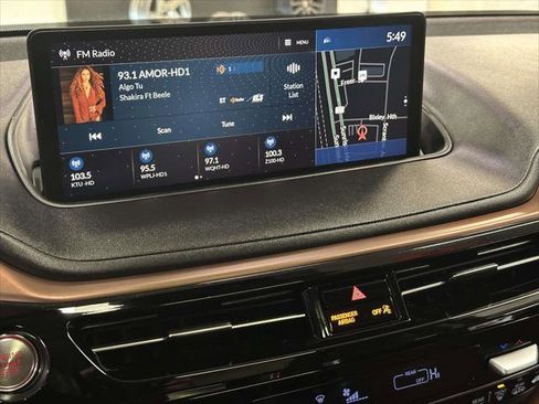 Used 2023 Acura MDX Technology Package image 28