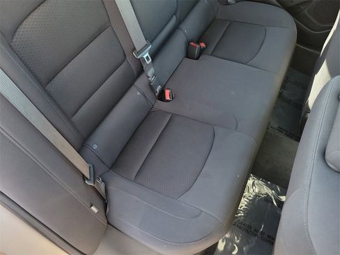 Used 2023 Chevrolet Malibu LT image 22