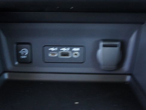 Certified 2024 Nissan Sentra SR image 20