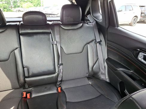 Certified 2025 Jeep Compass Trailhawk AWD/4WD image 14