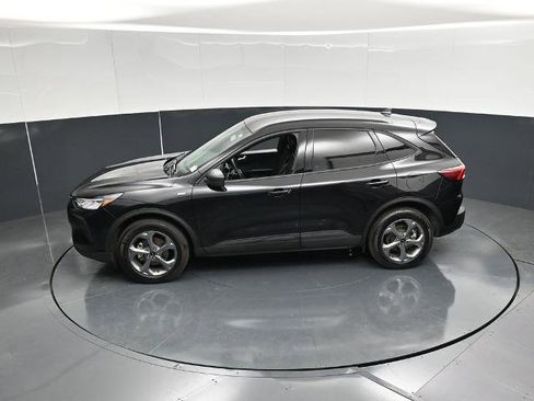 Certified 2025 Ford Escape ST-Line AWD/4WD image 37
