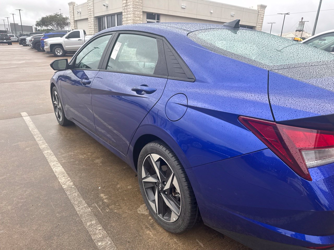 Used 2023 Hyundai Elantra SEL w/ Convenience Package FWD image 6